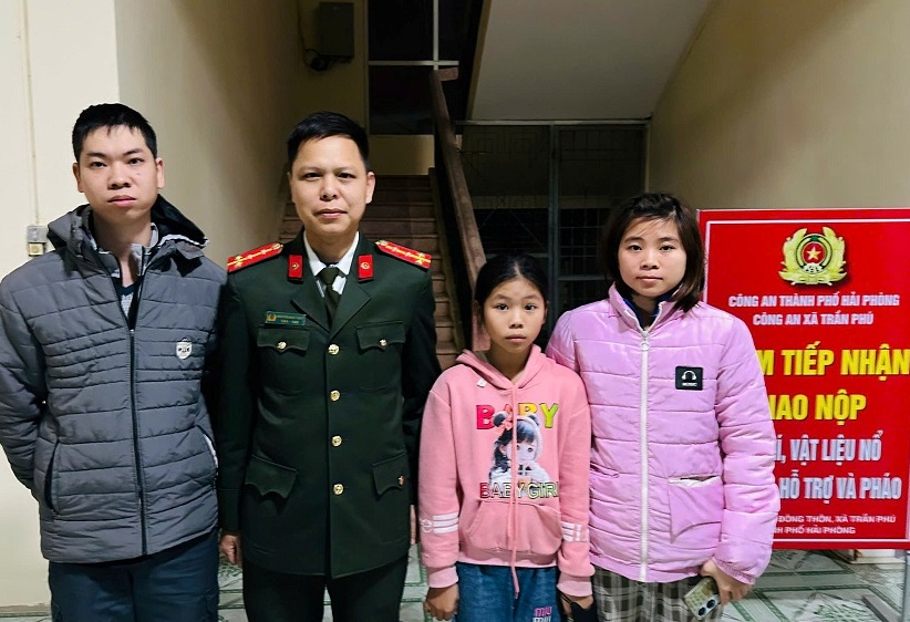 Công an xã Trần Phú: Kịp thời hỗ trợ cháu bé đi lạc về với gia đình